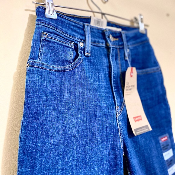 NWT Levi’s 721 High Rise Skinny Women’s Dark Wash Jeans - Picture 6 of 12